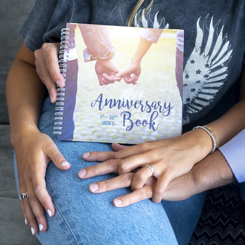 Unconditional rosie كتاب ذكريات الزفاف | دفتر غلاف صلب لتوثيق الذكريات من السنة 1 إلى السنة 50 | هدايا للعروس والعريس | كتاب تخطيط الزفاف - Image 3